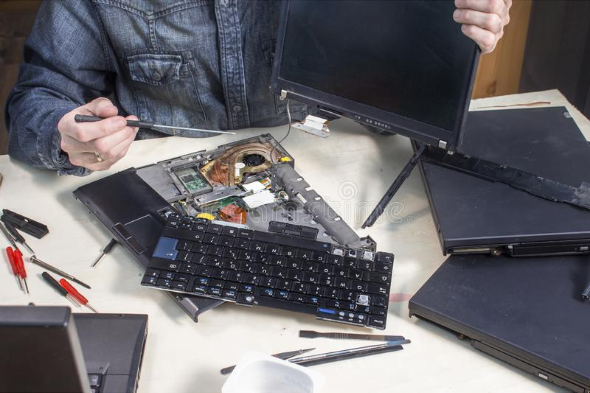 Laptop Screen Repair Cost